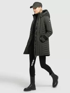 Khujo Vestes Dhiver Veste D’hiver Jerry Femme Olive 12 Khujo Vestes Dhiver Veste D’hiver Jerry Femme Olive -Khujo Soldes Boutique 268bd1d06aff8c6c9dfc59f7addd0f5b