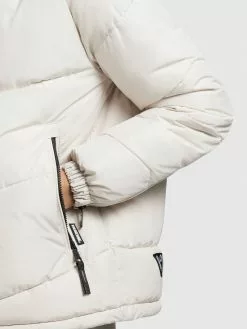 Khujo Vestes Dhiver Veste D’hiver Esila 3 Femme Blanc Naturel 17 Khujo Vestes Dhiver Veste D’hiver Esila 3 Femme Blanc Naturel -Khujo Soldes Boutique 30bd98e13b4bd08fc35711a9218ab51f