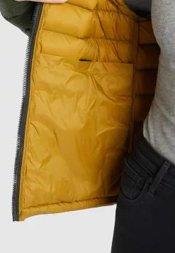 Khujo Vestes Dhiver Veste D’hiver Lovina Femme Kaki -Khujo Soldes Boutique f39bf44ab87cdbf2a49a155930db4f65